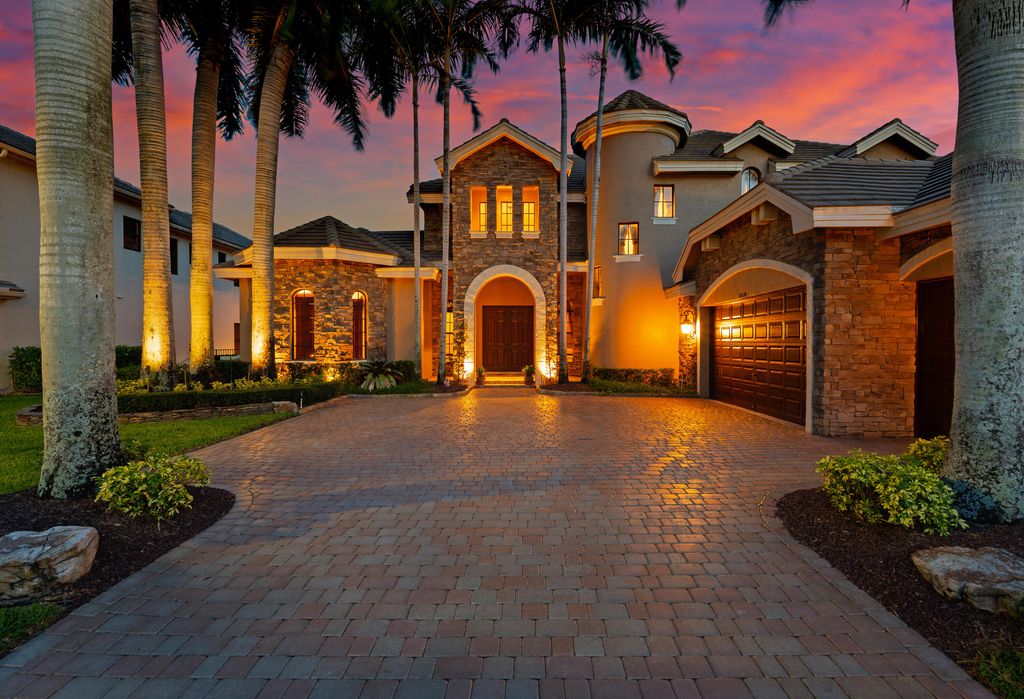 10538 VERSAILLES Boulevard, Wellington, FL 33449