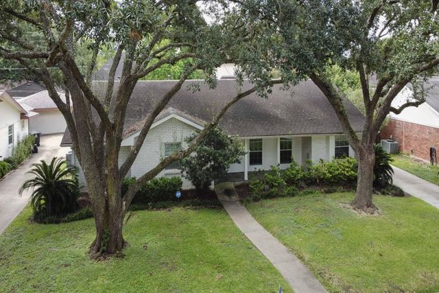 5219 Cheena Drive, Houston, TX 77096