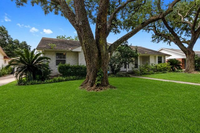 5219 Cheena Drive, Houston, TX 77096