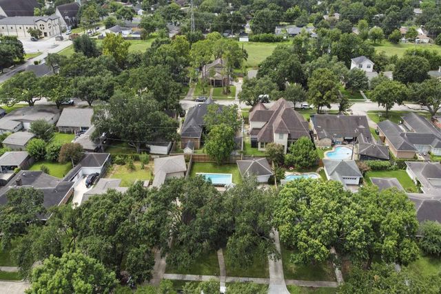 5219 Cheena Drive, Houston, TX 77096
