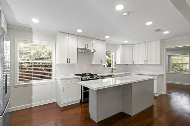 5219 Cheena Drive, Houston, TX 77096