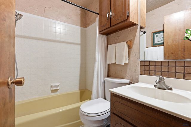 3226 SNOWMASS CT, Rapid City, SD 57702