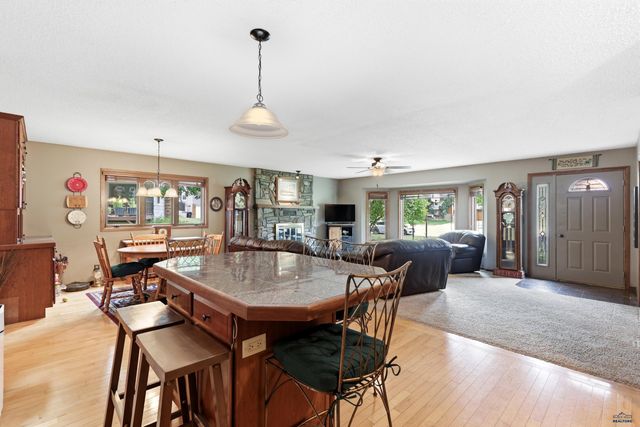 3226 SNOWMASS CT, Rapid City, SD 57702