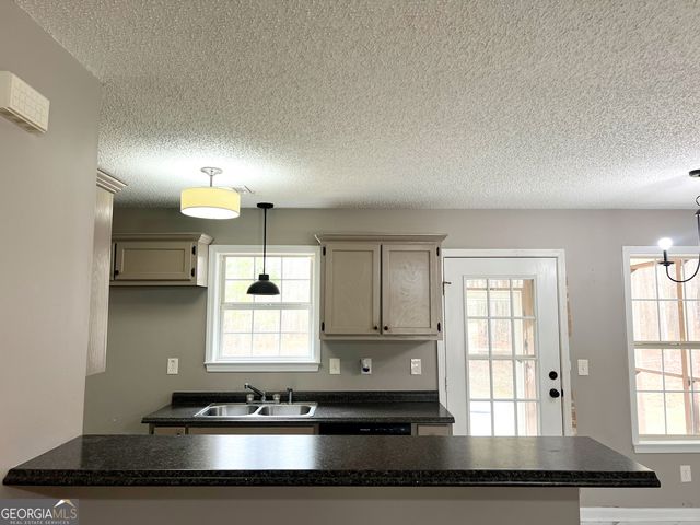 5450 Crest Highway, Thomaston, GA 30286