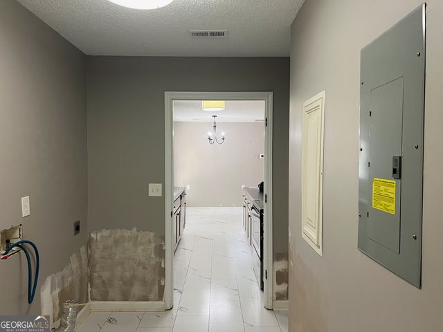 5450 Crest Highway, Thomaston, GA 30286