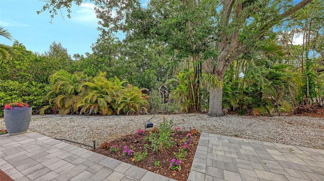7345 PINE NEEDLE ROAD, Sarasota, FL 34242