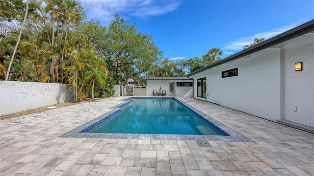 7345 PINE NEEDLE ROAD, Sarasota, FL 34242