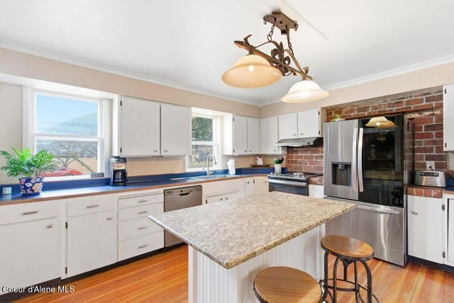 1027 E INDIANA AVE, Coeur D'alene, ID 83814