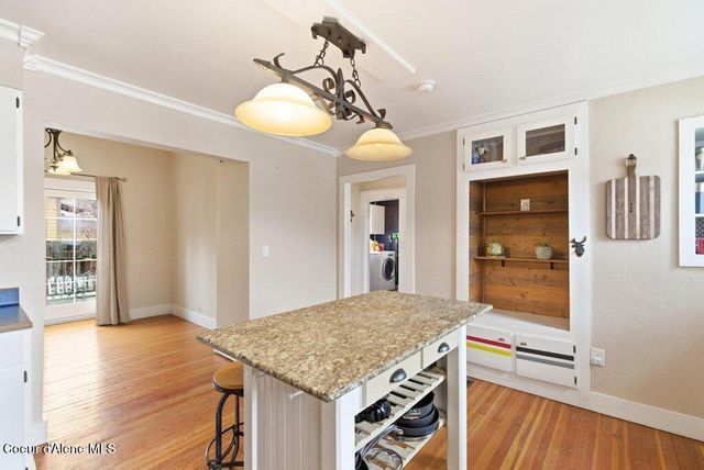 1027 E INDIANA AVE, Coeur D'alene, ID 83814