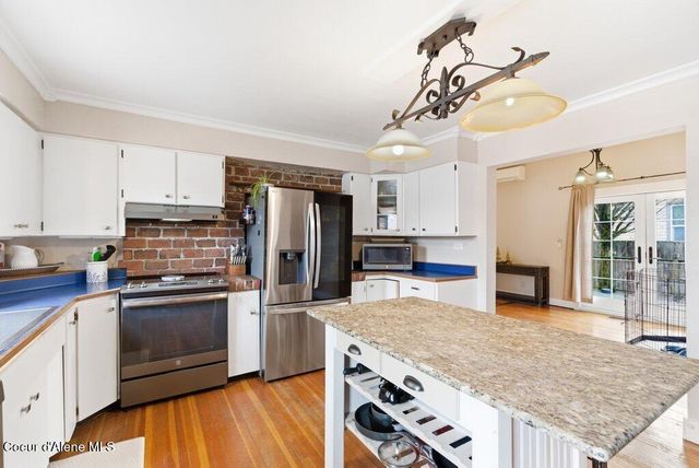 1027 E INDIANA AVE, Coeur D'alene, ID 83814