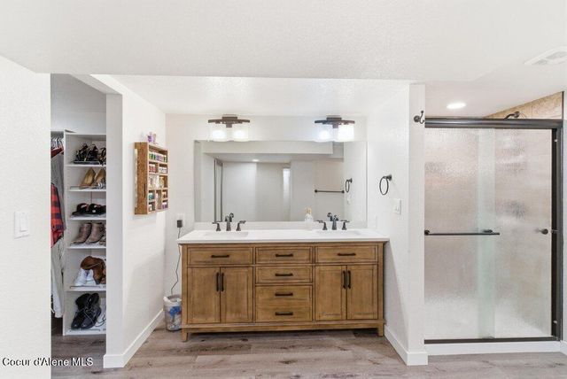 1027 E INDIANA AVE, Coeur D'alene, ID 83814