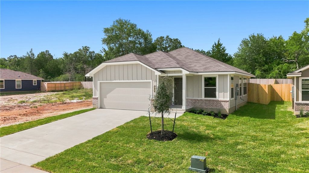 1641 Lucky Street, Bryan, TX 77803 — photo 3