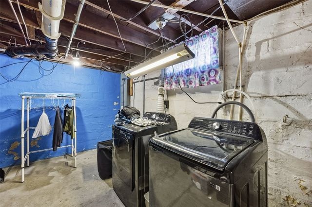 440 8th St, Marion, IA 52302