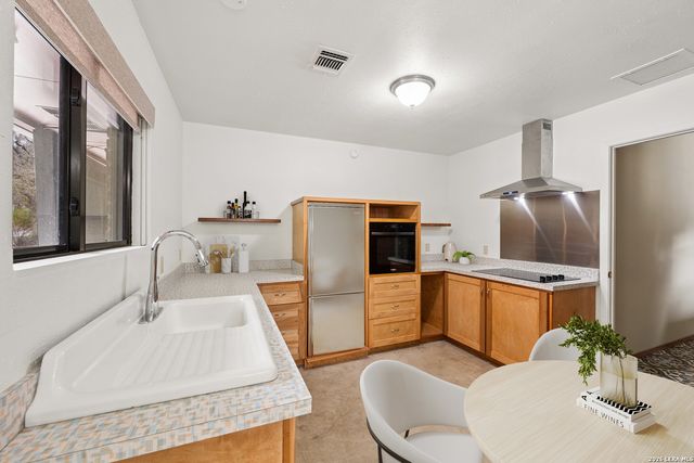 9616 Azalea Cir., Garden Ridge, TX 78266