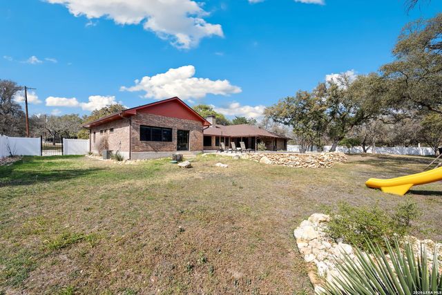 9616 Azalea Cir., Garden Ridge, TX 78266