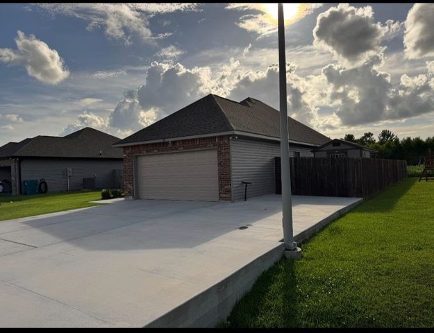 317 Outpost Way, Thibodaux, LA 70301