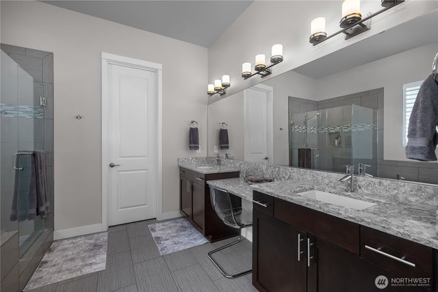 8701 Vashon Court NE, Lacey, WA 98516