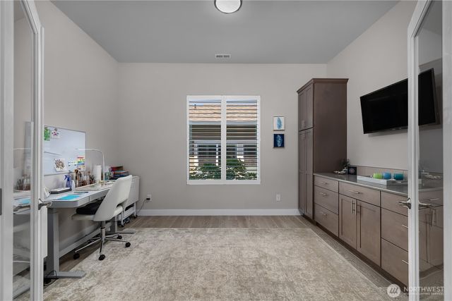 8701 Vashon Court NE, Lacey, WA 98516