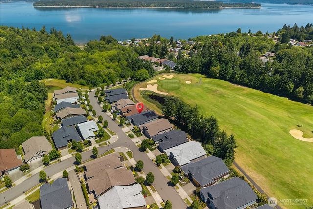 8701 Vashon Court NE, Lacey, WA 98516