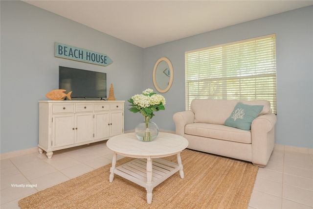 518 S Verne St, Rockport, TX 78382