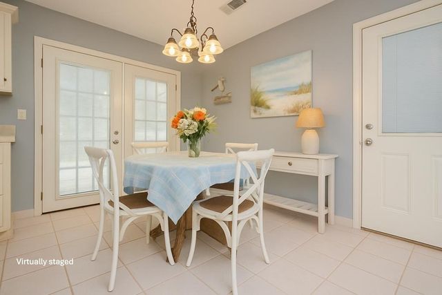 518 S Verne St, Rockport, TX 78382