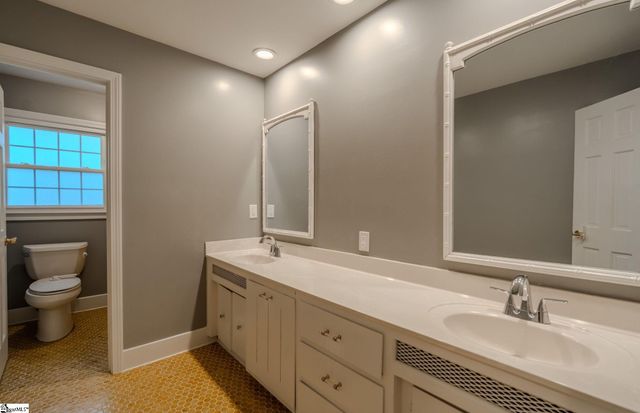 112 Hillsborough Drive, Greenville, SC 29615