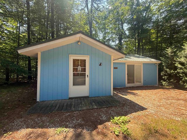 51 Rhode Island Avenue, Tamworth, NH 03886