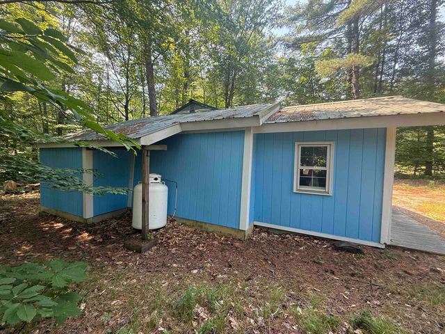 51 Rhode Island Avenue, Tamworth, NH 03886