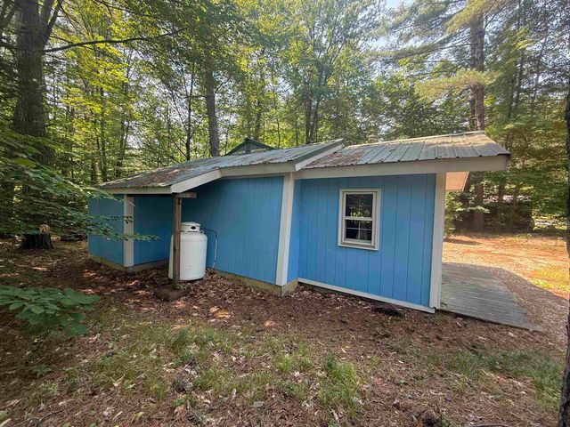 51 Rhode Island Avenue, Tamworth, NH 03886