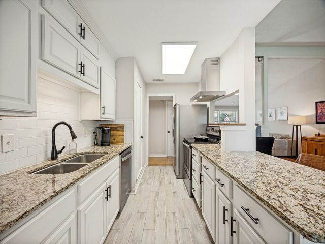 922 Forreston Drive, Richardson, TX 75080