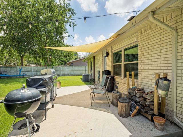 922 Forreston Drive, Richardson, TX 75080