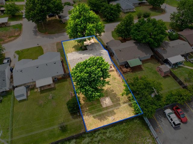 2303 N McKinley Avenue, Shawnee, OK 74804