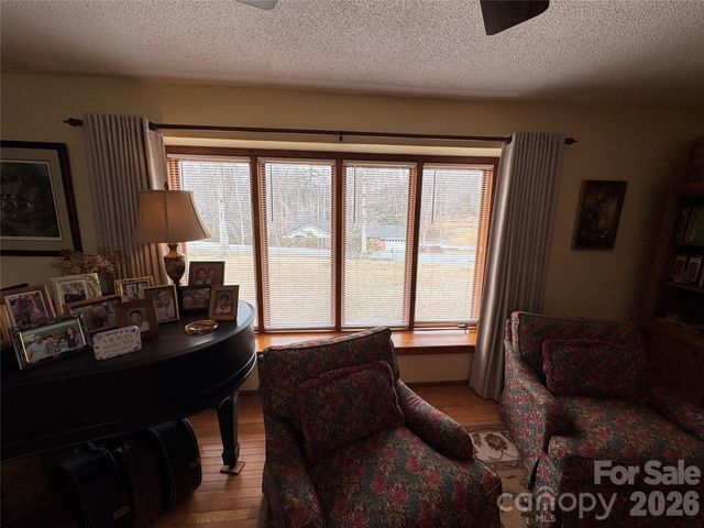 35 Azalea Drive, Spruce Pine, NC 28777