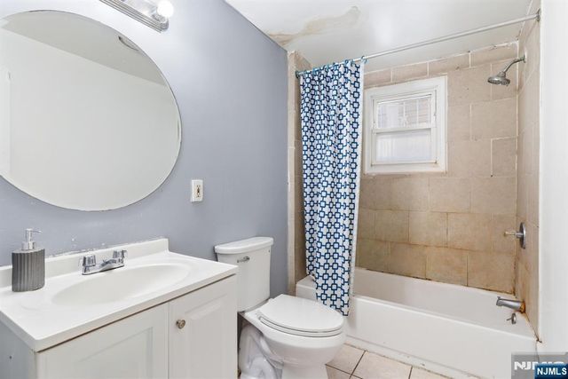 402 15th Street, Newark, NJ 07103