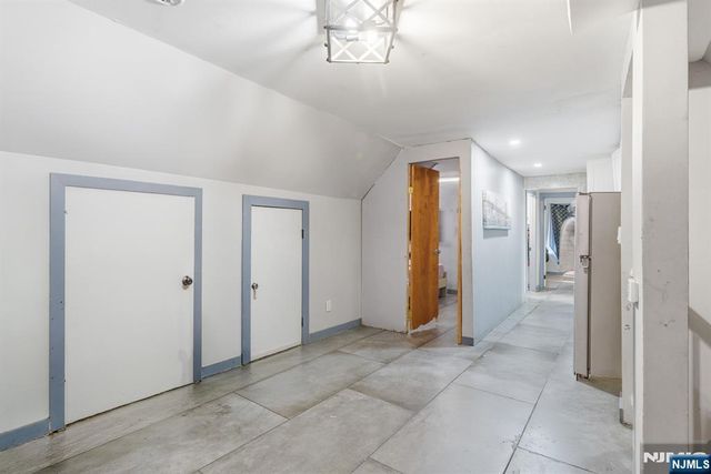 402 15th Street, Newark, NJ 07103