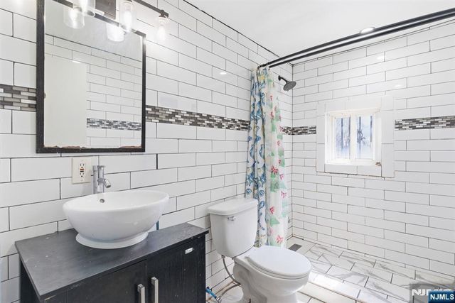 402 15th Street, Newark, NJ 07103