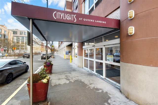 4-74 48th Avenue 35E, Long Island City, NY 11109