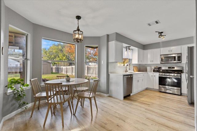 1417 Deer Ledge TRL, Cedar Park, TX 78613