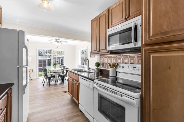 15 Crestmont Street, Springfield, MA 01108