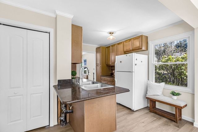 15 Crestmont Street, Springfield, MA 01108