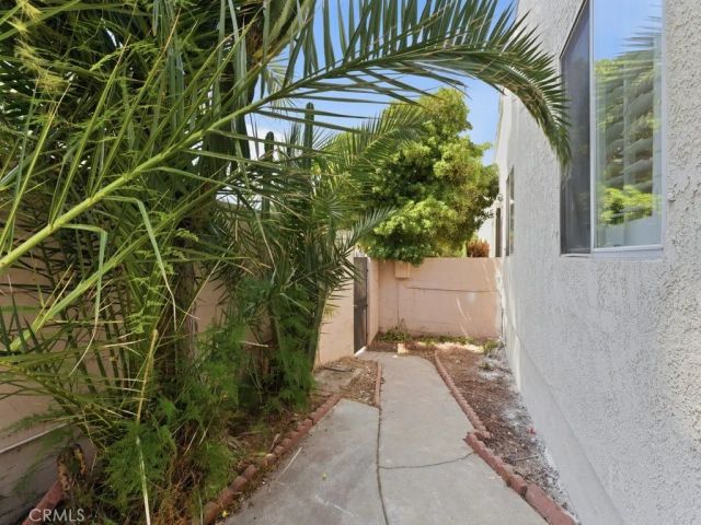 3454 W 76th Street, Los Angeles, CA 90043