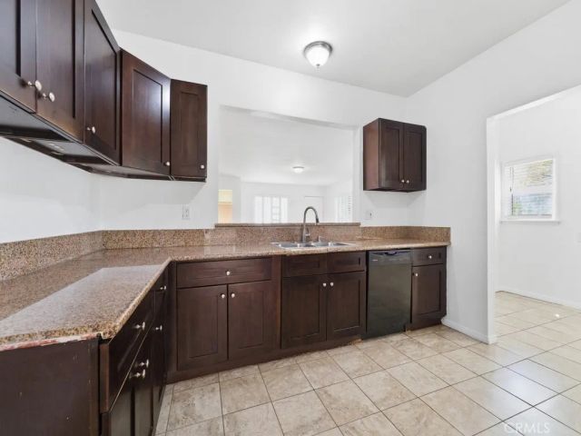 3454 W 76th Street, Los Angeles, CA 90043