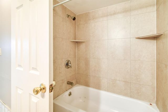 332 NE Cullman Court, Port St. Lucie, Port St Lucie, FL 34983