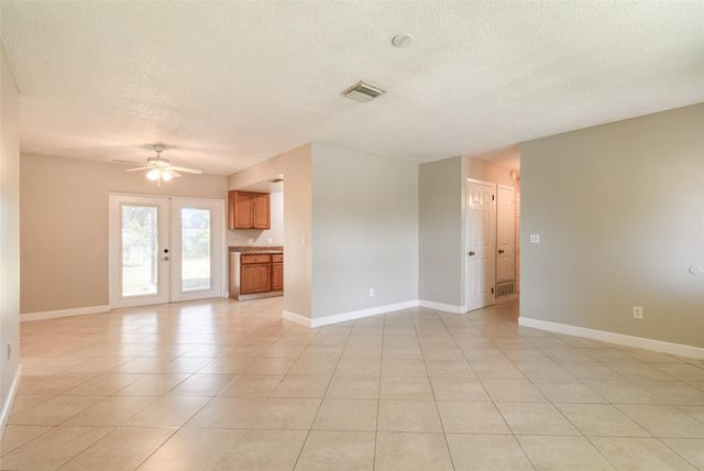 332 NE Cullman Court, Port St. Lucie, Port St Lucie, FL 34983