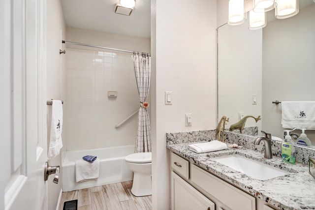 2 S Santa Ana Trail, Corrales, NM 87048