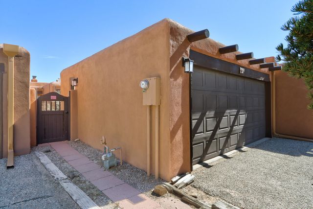 2 S Santa Ana Trail, Corrales, NM 87048
