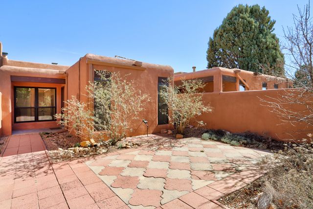 2 S Santa Ana Trail, Corrales, NM 87048