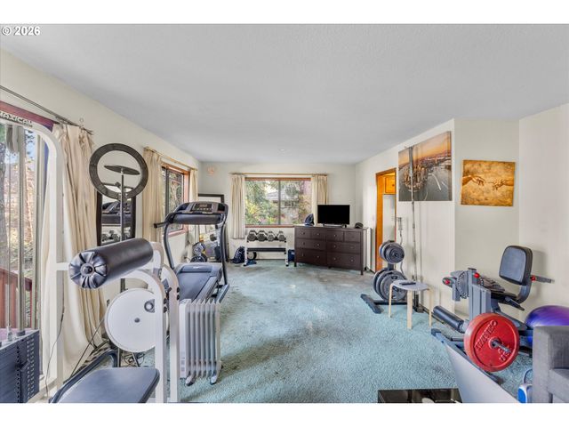 6167 Se KELLOGG Ct, Milwaukie, OR 97267