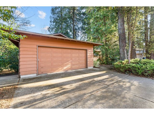6167 Se KELLOGG Ct, Milwaukie, OR 97267