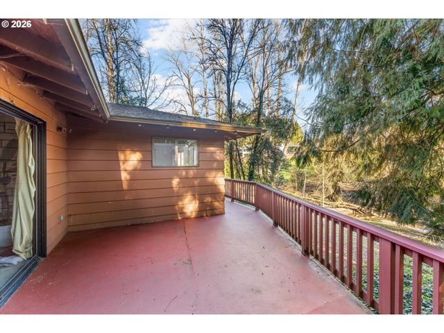 6167 Se KELLOGG Ct, Milwaukie, OR 97267